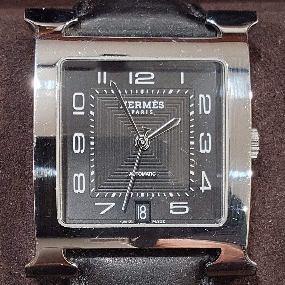 The distinctive Hermès Heure H HH2.810 Date Automatic c2015